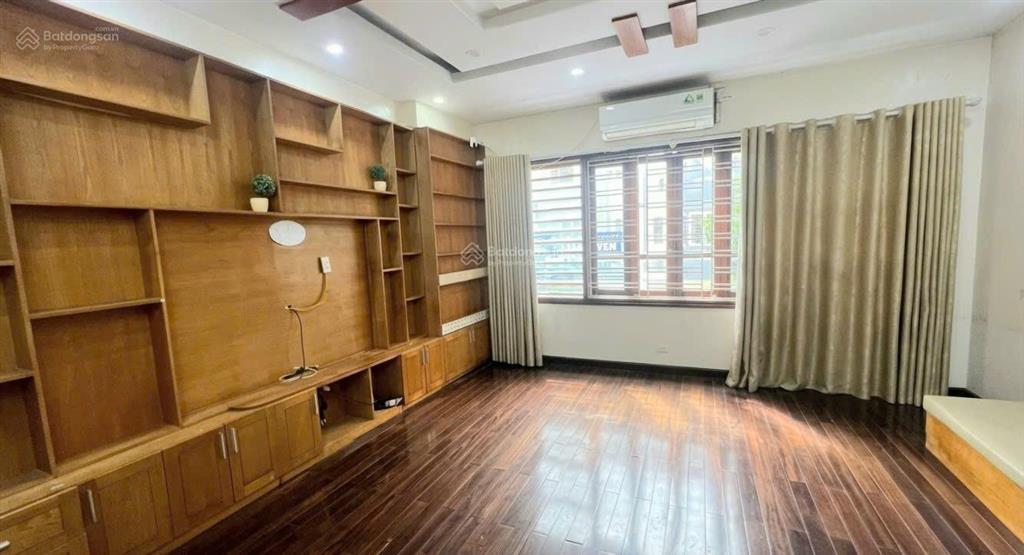 Chủ cần tiền bán hạ giá lk kđt văn khê, hà đông 83m2 5 tầng mt5m, ô tô tránh đường thông kinh doanh