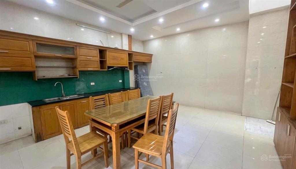 Chủ cần tiền bán hạ giá lk kđt văn khê, hà đông 83m2 5 tầng mt5m, ô tô tránh đường thông kinh doanh