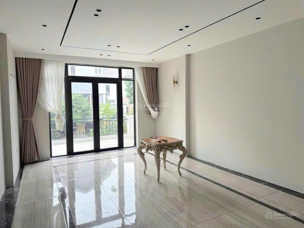 Chủ sốt ruột, giảm lỗ sâu nhà 6 tầng liền kề khu đô thị văn khê  hà đông