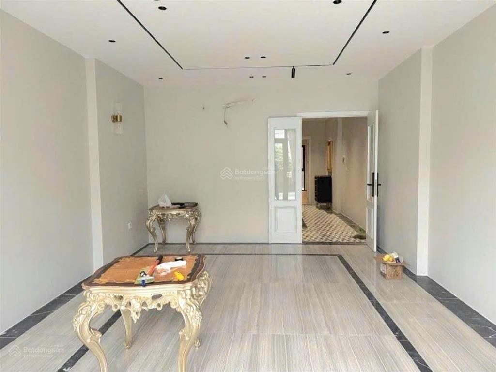 Chủ sốt ruột, giảm lỗ sâu nhà 6 tầng liền kề khu đô thị văn khê  hà đông