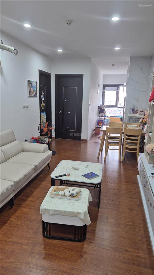 Bán cc icid complex, 3,2 tỷ, 68m2, 2pn, 2wc, full nội thất, bao đẹp!
