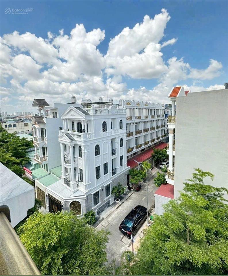 Bán nhà khu dân cư đồng bộ 5 tầng, hẻm 535 ql13  hiệp bình phước, gần vạn phúc city. giá 10,2 tỷ