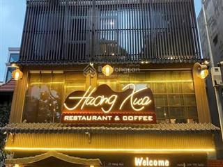 Cho thuê nhà mặt phố hàng quạt phố cổ dt 70m2x3 tầng mt 3m, vị trí khách đi bộ, nhà kd mọi mô hình