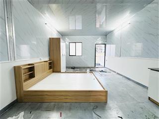 Cho thuê phòng studio  ban công riêng  đầy đủ nội thất  nhà mới làm xong