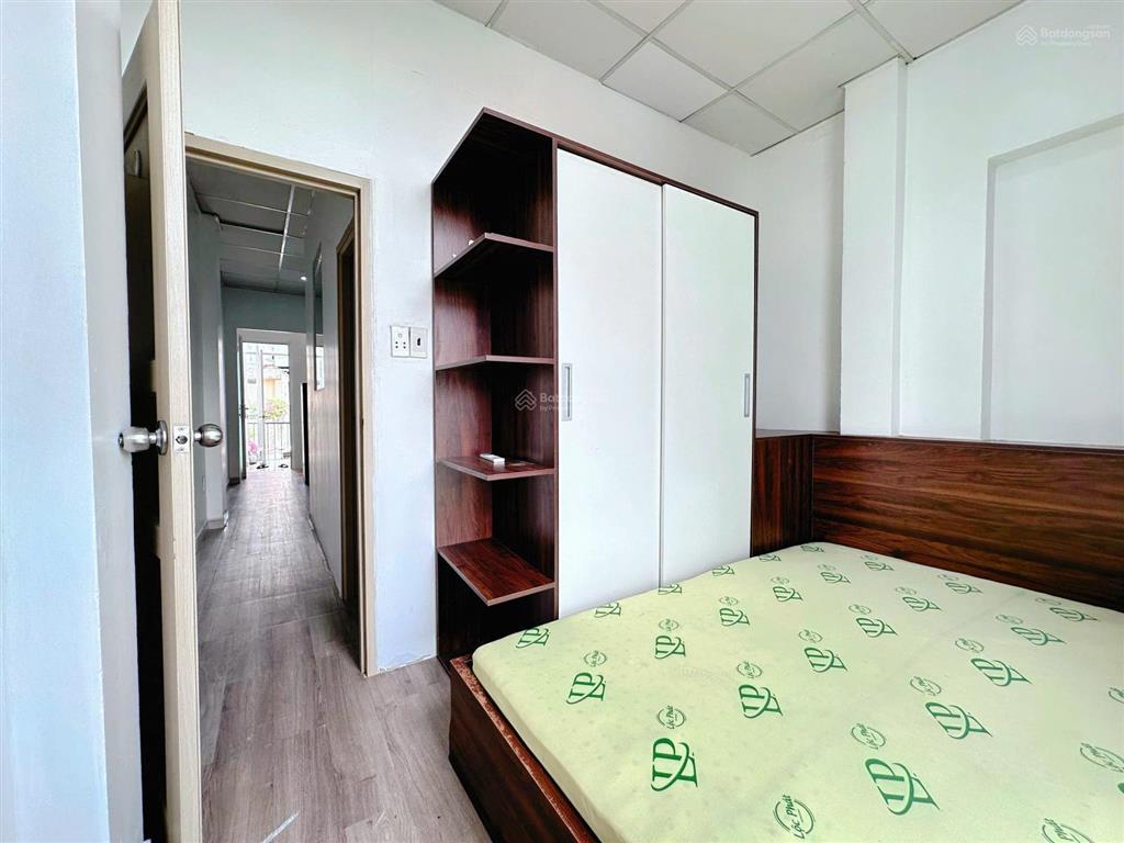Cho thuê căn 02 phòng ngủ  1 phòng bếp  thang máy tận phòng  đầy đủ nội thất  giờ tự do