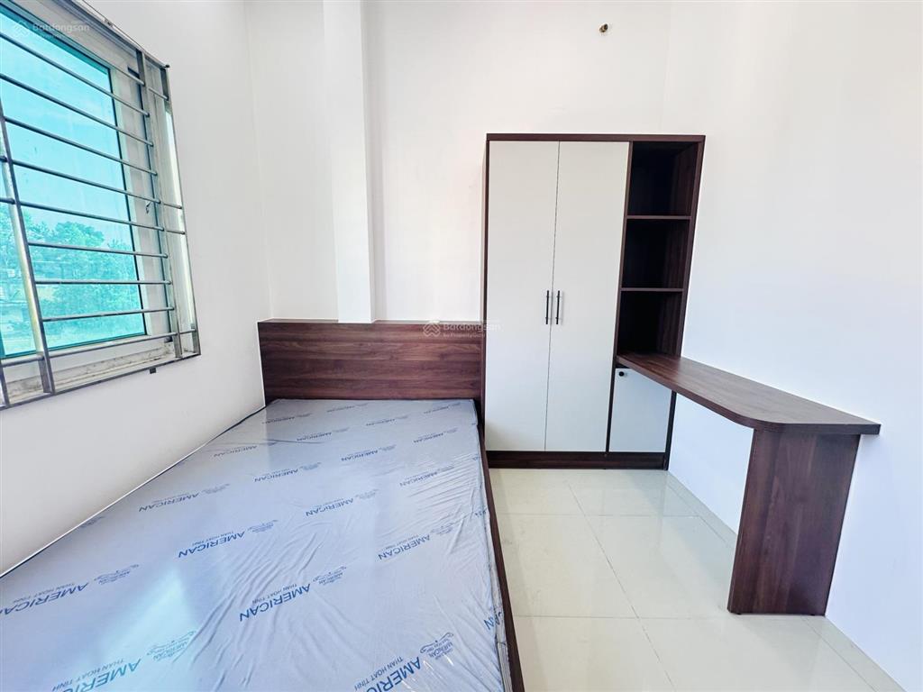 Cho thuê căn hộ 02 phòng ngủ  01 phòng bếp  có thang máy  giờ tự do