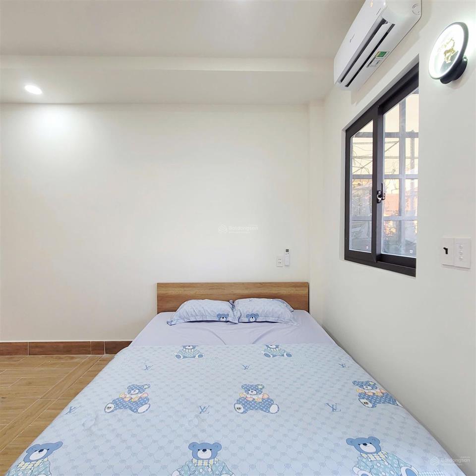 Cho thuê phòng penthouse  đầy đủ nội thất  thang máy tận phòng
