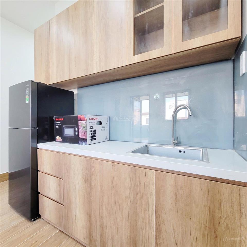 Cho thuê phòng penthouse  đầy đủ nội thất  thang máy tận phòng