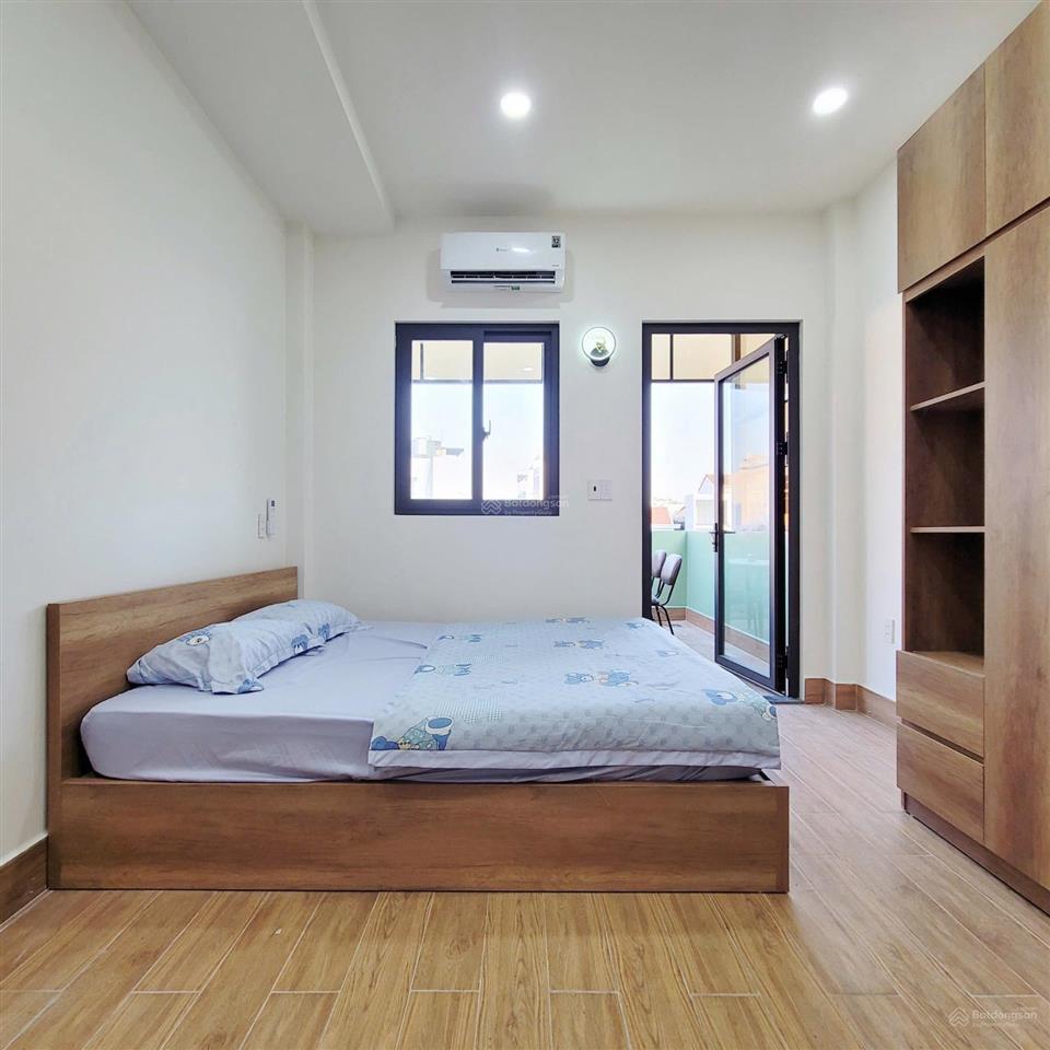 Cho thuê phòng penthouse  đầy đủ nội thất  thang máy tận phòng