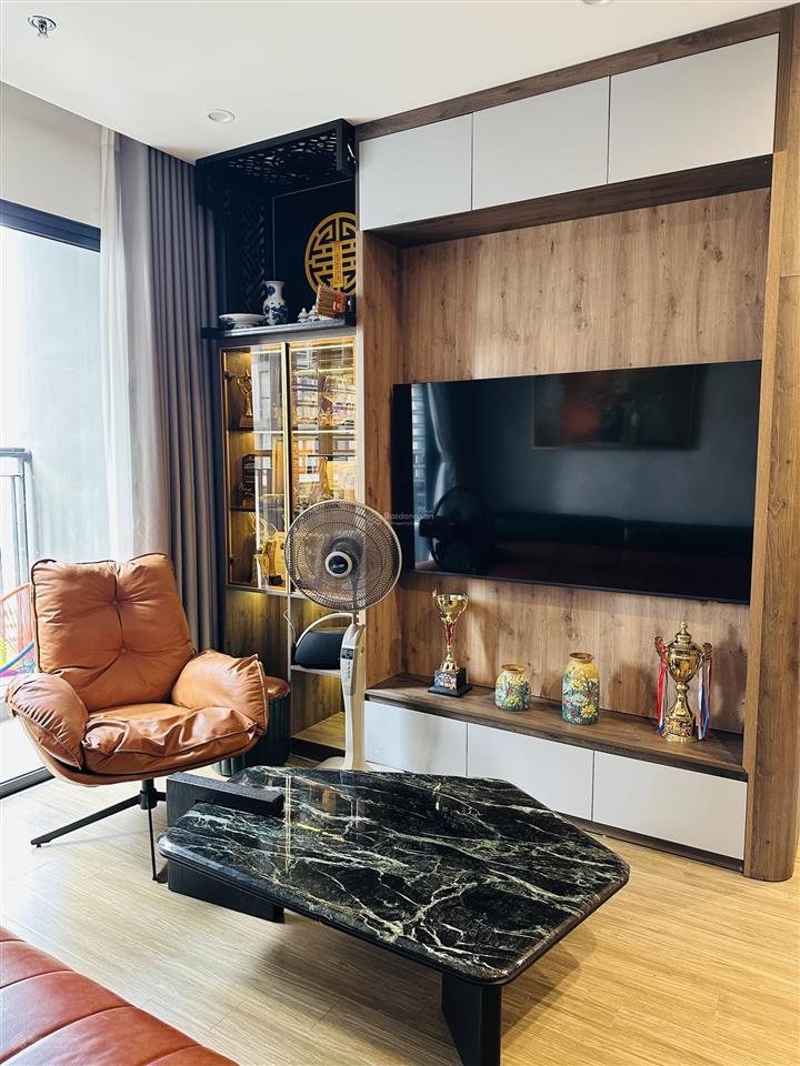 Mình chính chủ bán căn hộ 2pn 69m full đồ đã có sổ đỏ  tòa p3  nội thất đẹp mới ở 1 năm