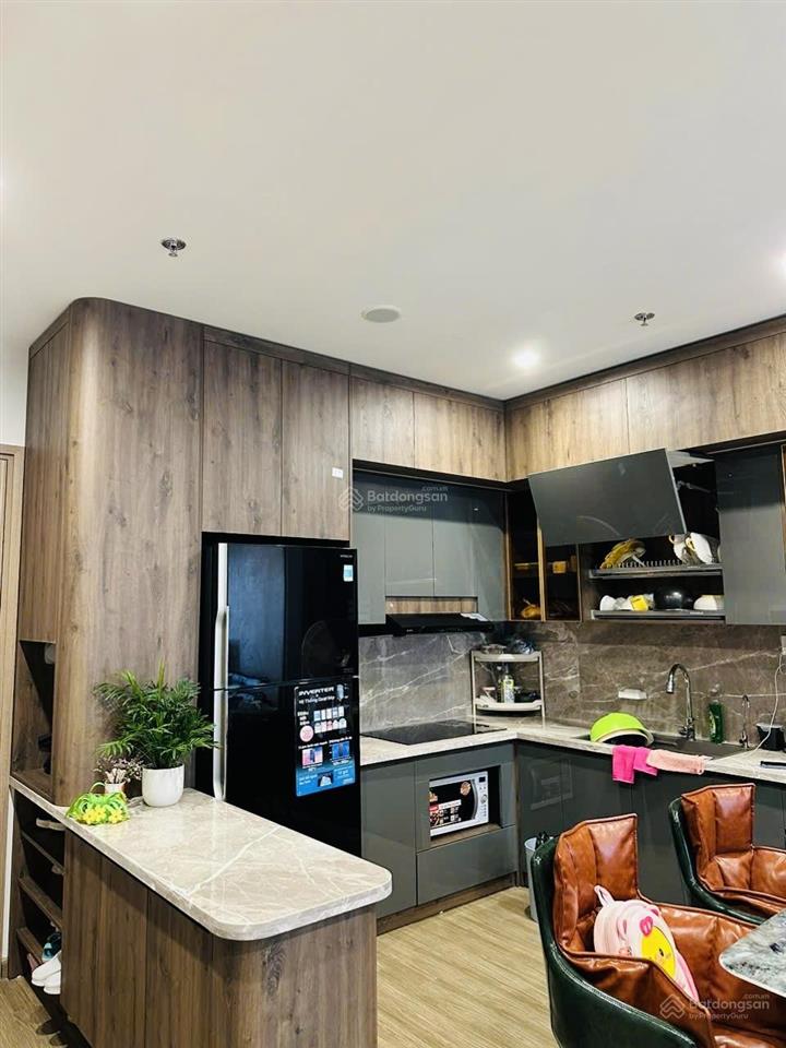 Mình chính chủ thiện chí bán căn 2 ngủ 69m đã có sổ đỏ nội thất full đồ đẹp  giá bán luôn