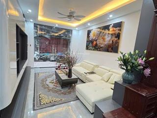 Bán nhà riêng tại vinhomes nguyễn chí thanh, giá siêu hời 17,5 tỷ, 45m2, đống đa, hà nội