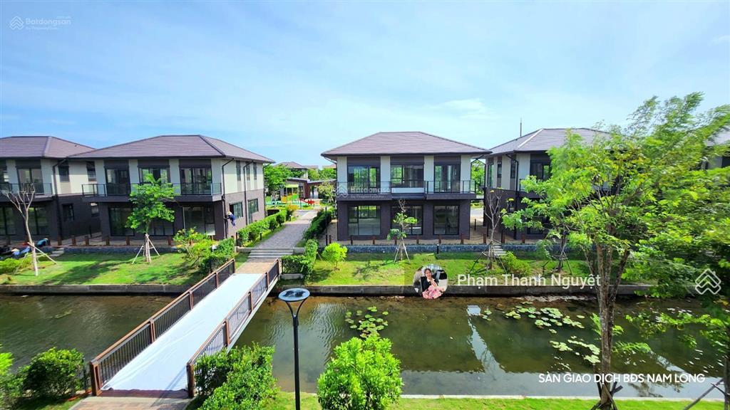 1 căn dinh thự trực diện sông  giá chỉ 50 triệu/m2