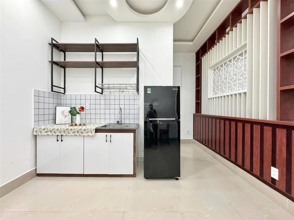 Căn hộ 1 phòng ngủ ban công  thoại ngọc hầu tân phú  gần nguyễn sơn  đầy đủ nội thất  thang máy