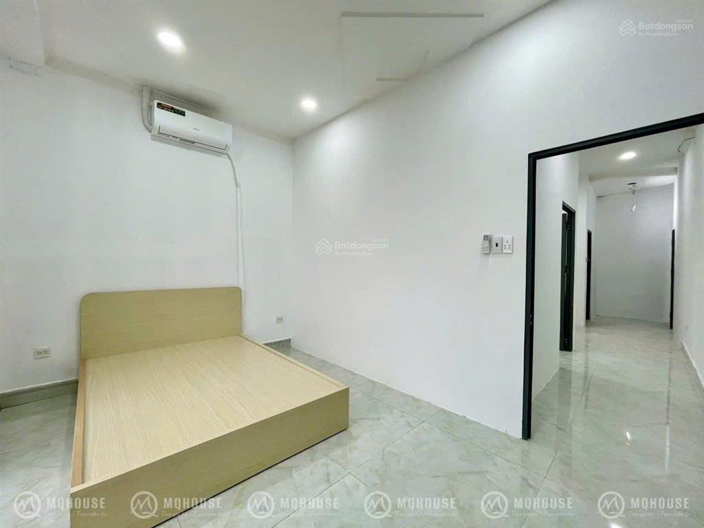 Căn hộ 2 phòng ngủ  ngay ngã tư bảy hiền  đh huflit  ban công thang máy  đầy đủ nội thất