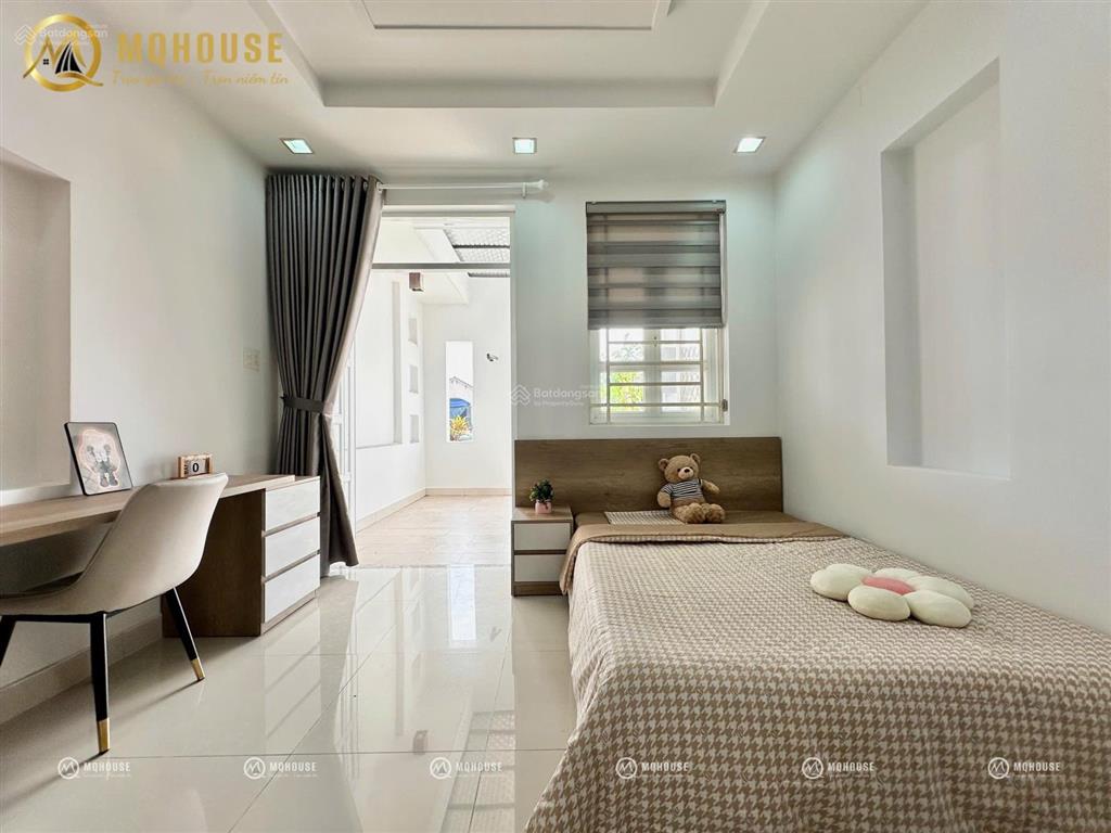 Căn hộ 1 phòng ngủ ban công  ngay đại học công thương, tân sơn nhì  nhà mới đầy đủ nội thất