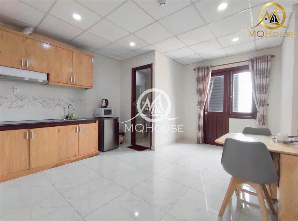 Căn hộ 1 phòng ngủ ban công rộng 40m2  ngay ngã tư bảy hiền  tòa nhà thang máy bảo vệ 24/7