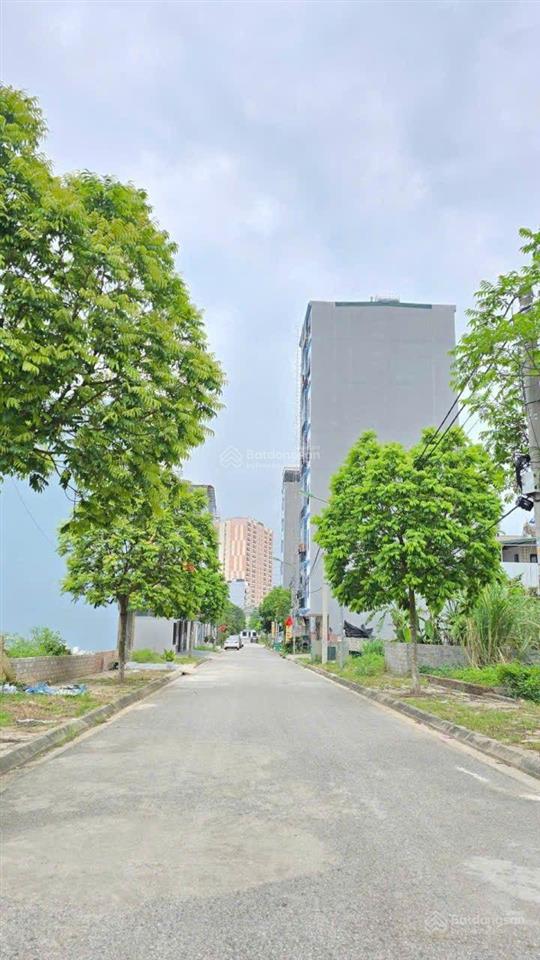 Bán gấp mảnh đất 2 tỷ 560 triệu gần đại học quốc gia hà nội 100m2 gọi ngay 0976 965 ***.