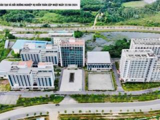 Cắt lỗ 300 triệu lô góc 100m2 có 2 mặt tiền giá 2,9 tỷ gần đại học quốc gia hà nội  0976 965 ***.