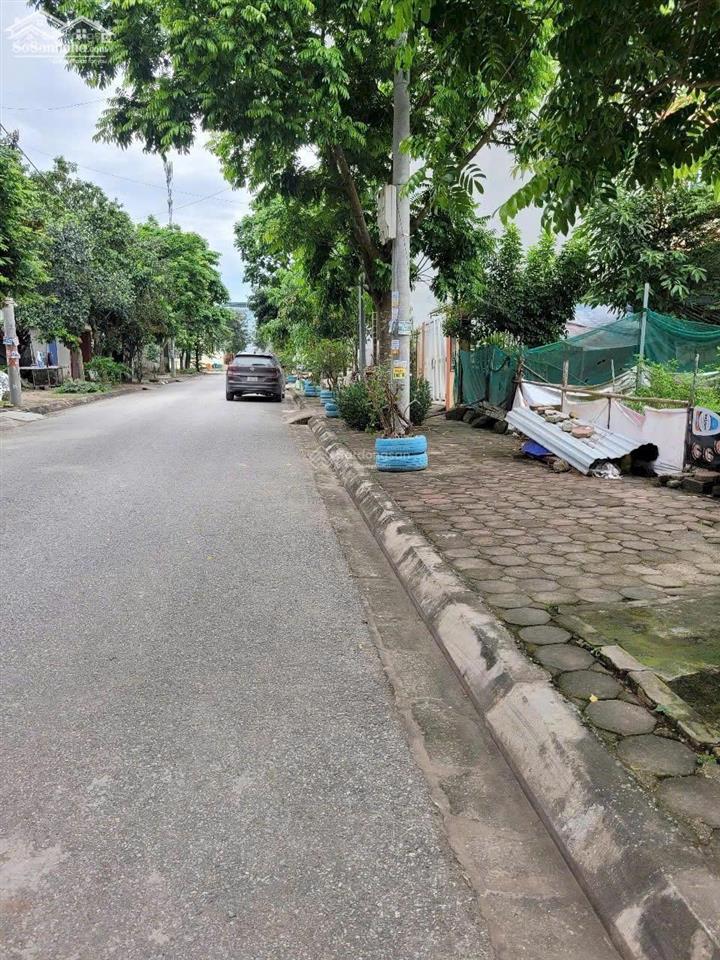 Giải cứu lô đất 1 tỷ 990 triệu 100m2 thổ cư giá bằng 1/2 anh hàng xóm gọi ngay 0976 965 ***.