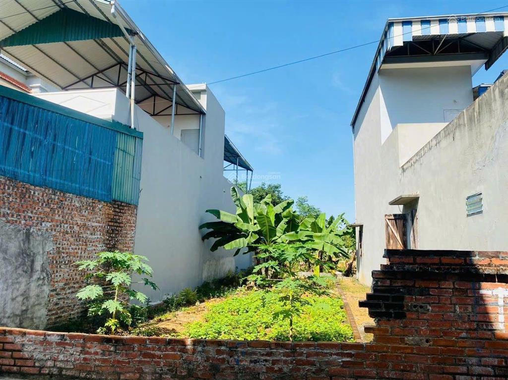 Bán gấp mảnh đất gần đại học fpt hà nội 2 tỷ 300 triệu 100m2 gọi ngay 0976 965 ***