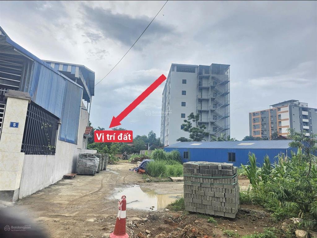 Bán gấp mảnh đất gần đại học fpt hà nội 2 tỷ 300 triệu 100m2 gọi ngay 0976 965 ***