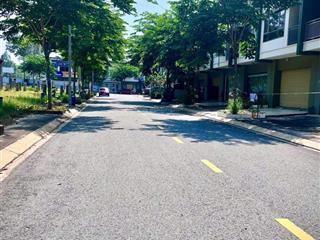 Nhà phố liền kế 2 tầng sổ sẵn trao tay gần ngay đường vành đai 4 thuộc kđt oasis city