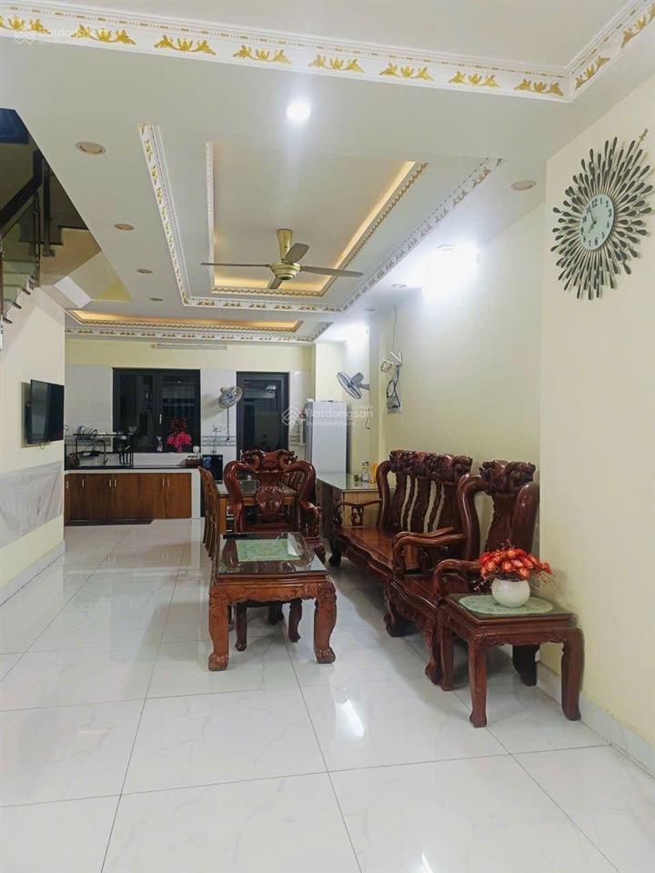 Cho thuê nhà 3 tầng nội thất đầy đủ ngay kđt sun casa central  vĩnh tân  thành phố hcm