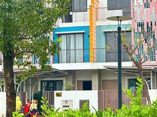 Nhà 3 tầng liền kề ngay tttm 5,2 ha chỉ với 3,250 tỷ