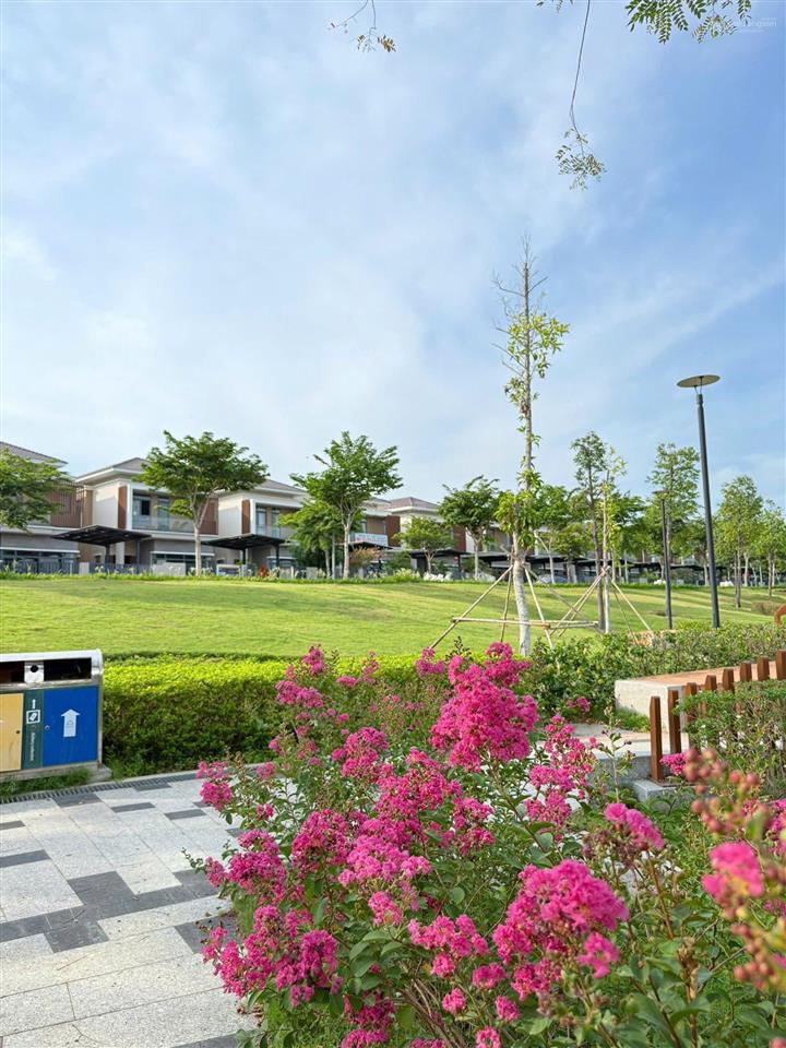 Biệt thự đơn lập siêu đẹp giá đầu tư kđt suncasa central phường vĩnh tân  hcm