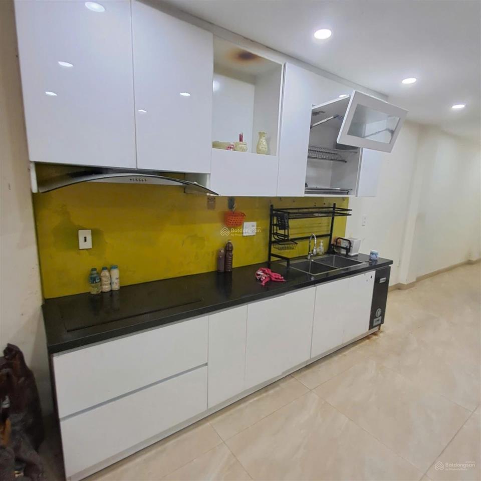 Bán nhà 3tầng mt dương lâm, sát sông hàn, dt 117m ngang5m. hướng tây tứ trạch, sơn trà đn.