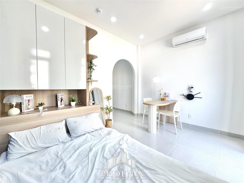 Căn hộ dịch vụ  tách bếp mới xây đầy đủ nội thất phù hợp 2 người ở