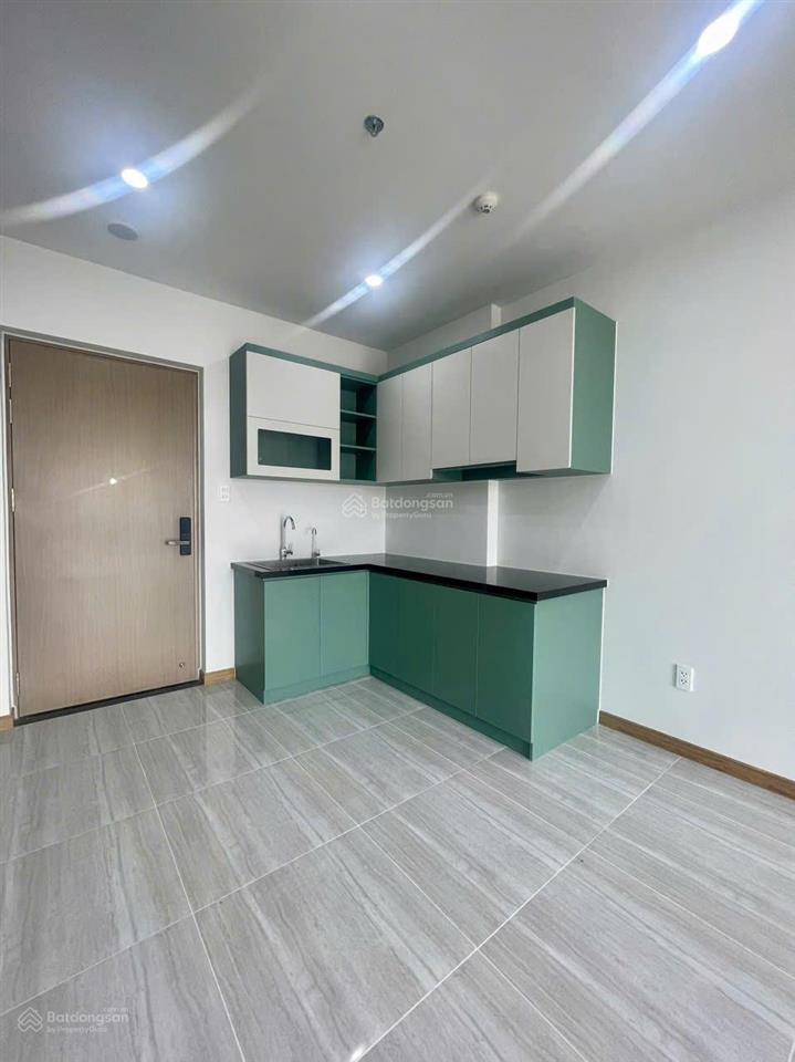 Chính chủ bán bcons green topaz tầng trung  đang cho thuê 10tr/th  hỗ trợ vay bank 70%