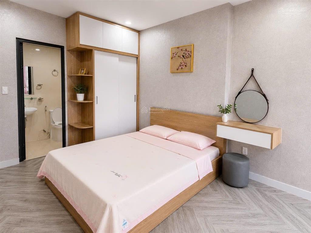 Cực rẻ căn góc 2 ngủ ph tầng cao view sông núi, diện tích 67m2 giá chỉ 2,22 tỷ  em diệp 0985 952 ***