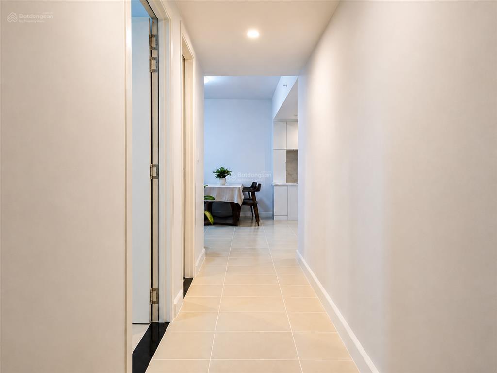 Bán thủ thiêm sky thảo điền | căn góc 2pn | 60m2 | 5,5 tỷ | sổ hồng | mới cải tạo đẹp