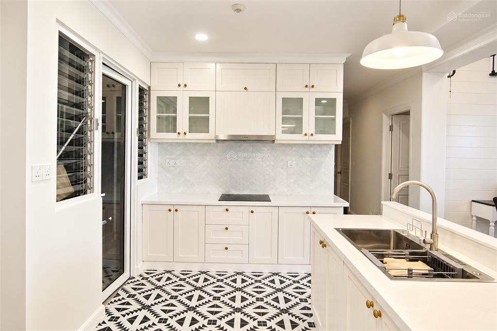 Duplex vista verde 5pn | 185m2 | sổ hồng | 14.8 tỷ thương lượng | slot đậu xe riêng| full nội thất