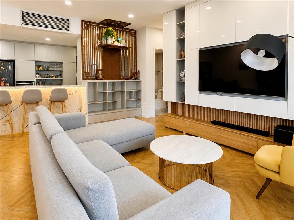 Estella heights 3br for rent | 157 sqm | fully furnished | $3,900/month | large garden balcony