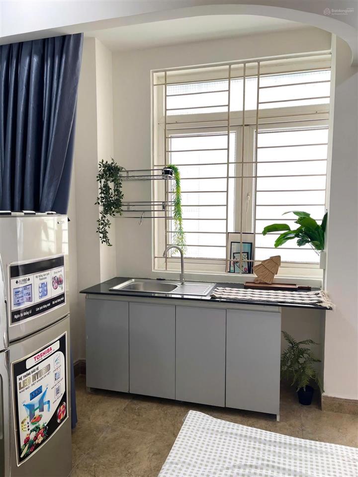 Căn hộ full nội thất ban công thoáng ở bùi đình túy bình thạnh gần đinh bộ lĩnh