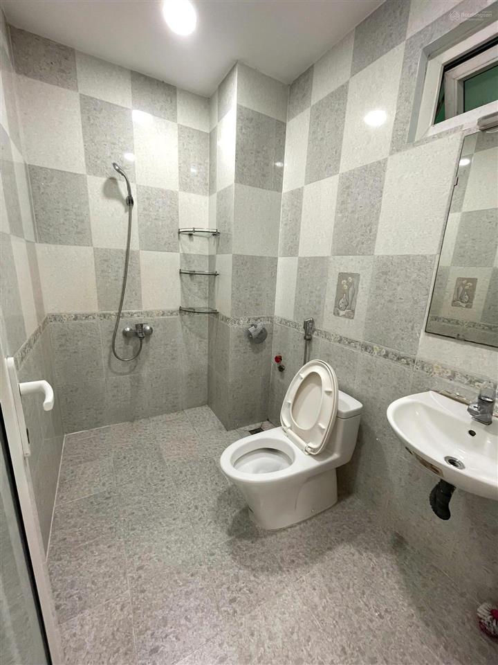 Căn hộ full nội thất ban công thoáng ở bùi đình túy bình thạnh gần đinh bộ lĩnh