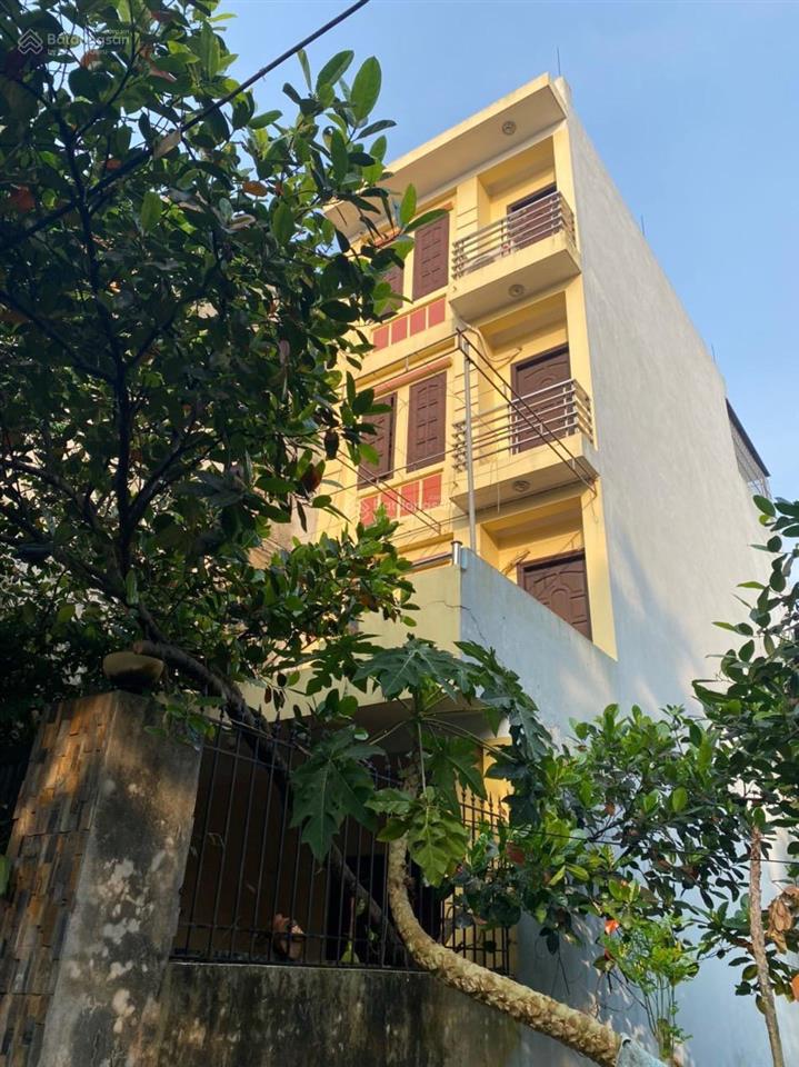 Cho thuê nhà nguyên căn 4 tầng