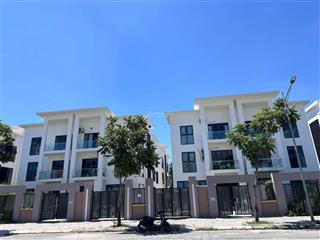 Cho thuê biệt thự 12 triệu/tháng nguyên căn nhà thô khu đô thị thanh hà cienco5. dt 250m2