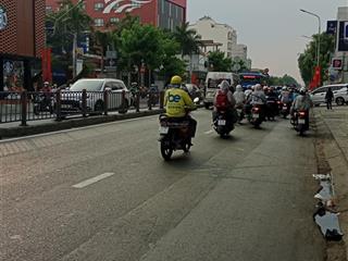 Hàng ngon giữ tiền, xây chdv, ngang 6.5m, xe hơi, xe tải tới nhà