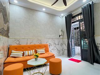 Nhà mới ở ngay. ngay vincom quang trung ngang 5m, 2 tầng 2 pn..nhỉnh 2txx