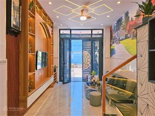 Nhà mới ở ngay 3pn có pn trệt, nội thất đầy đủ, gần công viên gia định