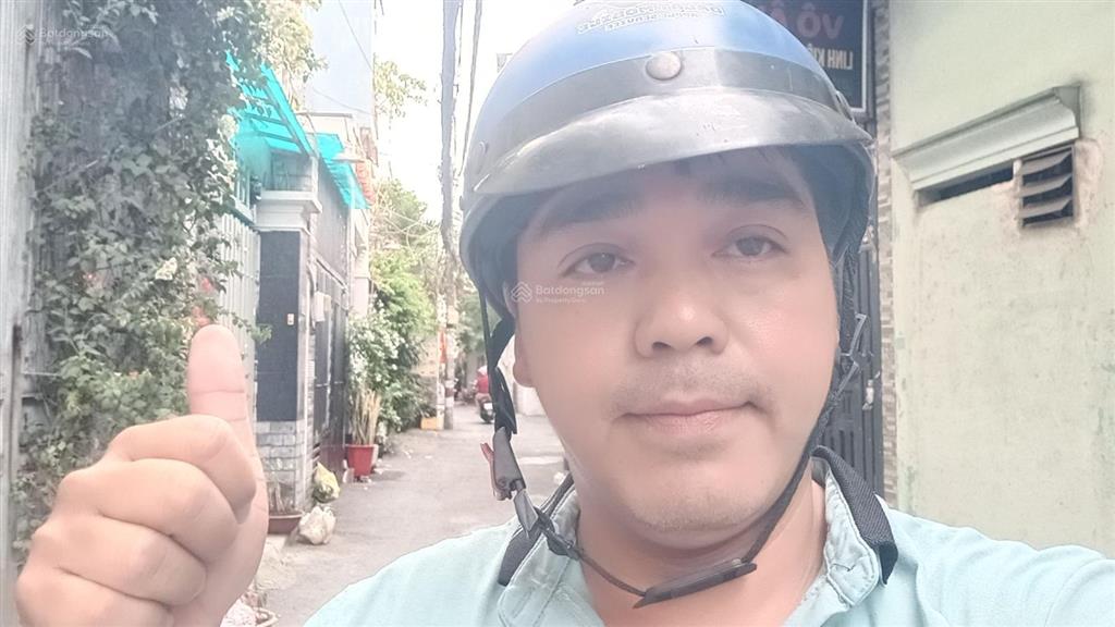 Gần công viên làng hoa nhà 2 tầng ngang 4m, xe tải đậu cửa, hẻm kinh doanh.chỉ hơn nhẹ 4t