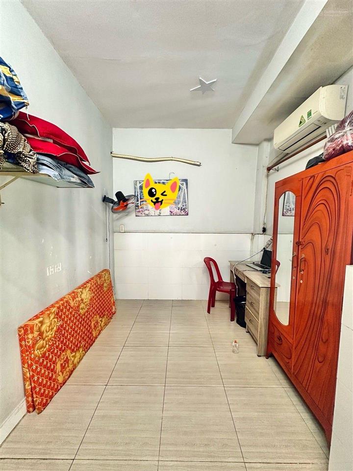 Gần công viên làng hoa nhà 2 tầng ngang 4m, xe tải đậu cửa, hẻm kinh doanh.chỉ hơn nhẹ 4t