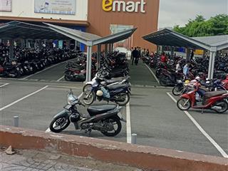 Nhà 3 tầng 80m2, 2 mặt tiền trước sau, nở hậu, có gara riêng, đối diện siêu thị emart phan văn trị