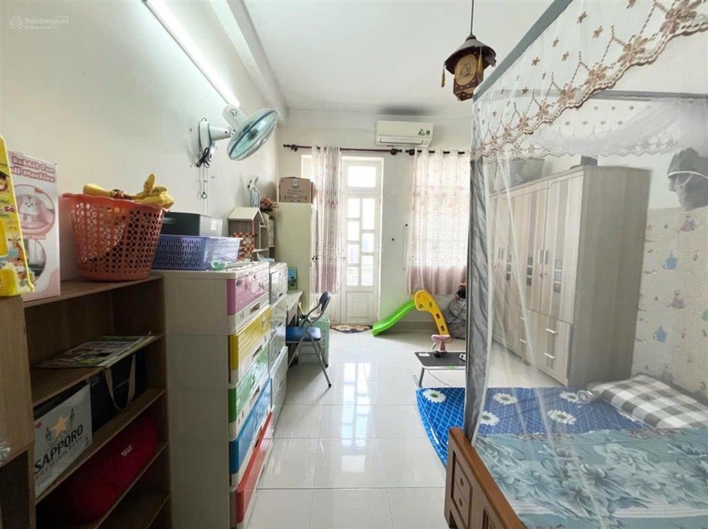 Gần trường quốc tế nam việt 68m², 3 tầng, xe vf3 ngủ trong nhà. nhỉnh 6 tỷ