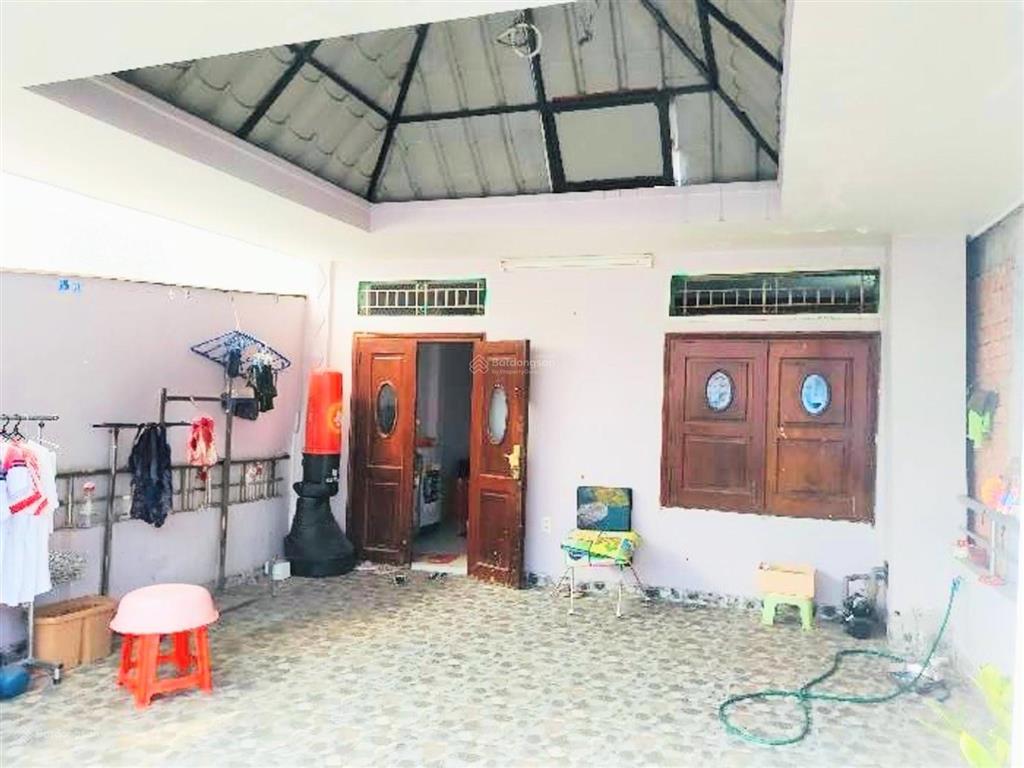 Nhà bán dương quảng hàm, 60m², 3 tầng 4 pn, gần siêu thị emart. chỉ nhỉnh 6tỷ