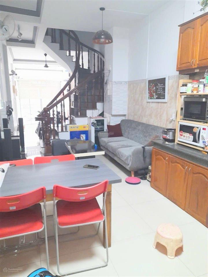 Xe hơi đậu cửa, khu phân lô nguyễn oanh 55m² 3 tầng 4 pn